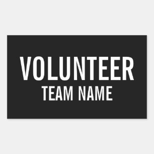 Zwarte Volunteer-badge met de naam van het aangepa Rechthoekige Sticker