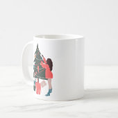 Zwarte vrouw die kerstboomkoffie-Mok decorreert Koffiemok (Voorkant links)