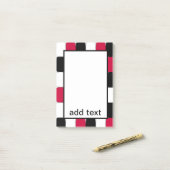 Zwarte, witte en rode visheye post-it® notes (Op bureau)