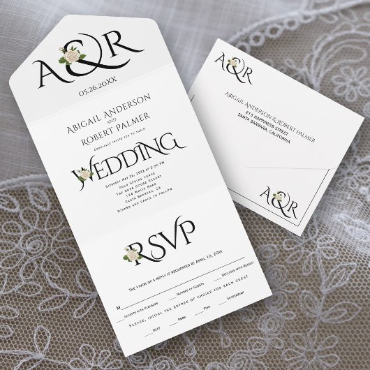 Zwarte witte initialen en ampersand, roos bruiloft all in one uitnodiging