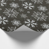  zwarte witte kerstsnowflakes cadeauomslag cadeaupapier (Hoek)