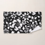 Zwarte witte moderne bloemen blaast bad handdoek (Handdoek)
