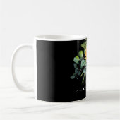 Zwarte zonnebloem-eucalyptusgrienernaamscript koffiemok (Links)