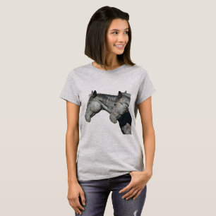 Zwartekappige paarden in helder profiel licht t-shirt