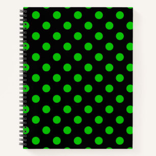 Zwartr achtergrond groene polka stippen notitieboek