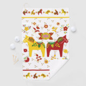 Zweedse Folk Dala Horse l Red en Geel Golfhanddoek (Insitu)