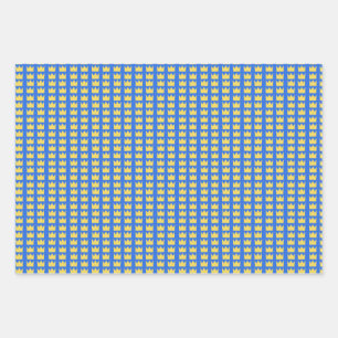 Zweedse kronen in blauw en geel inpakpapier vel