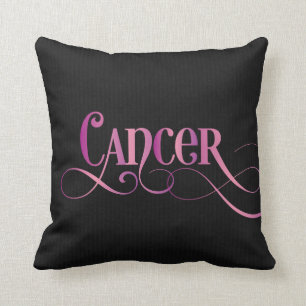 Zwematisch Script Zodiac Sign Cancer Pink op Black Kussen