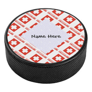 Zwitserland en Zwitserse vlag getegeld met uw naam Hockey Puck