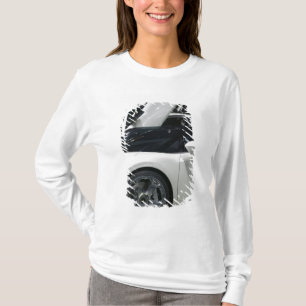ZWITSERLAND, GENEVE: 75e jaarlijkse autosalon van T-shirt
